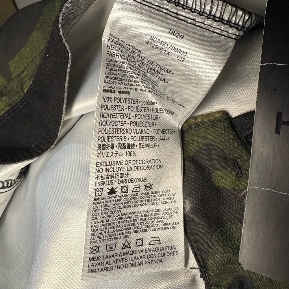 NWT Hurley Boys Shark-bait Camo Hybrid Board Shorts Swim Surf Beach‎ Vacation